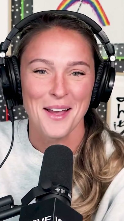 Kylie Kelce shares details about Taylor and Travis' wedding