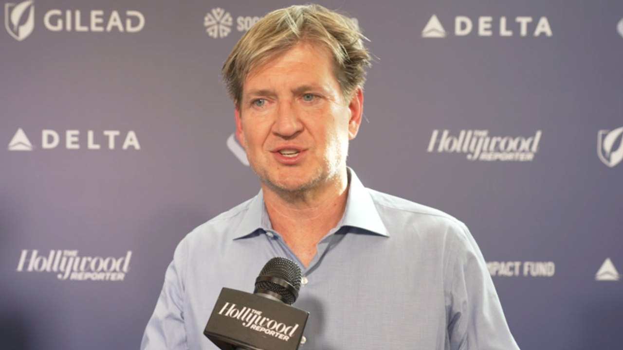 'Shrinking' Creator Bill Lawrence on Harrison Ford & Michael J. Fox's Special Working-Relationship | THR Video