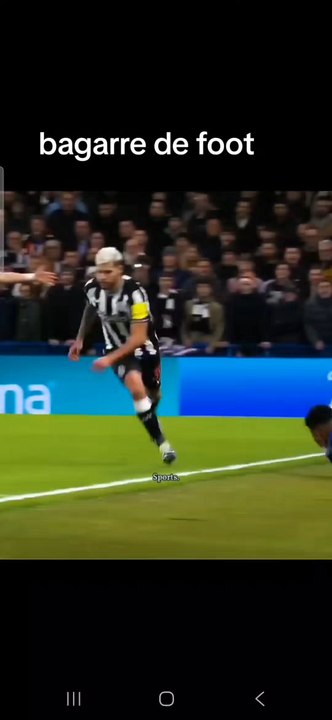 😱 Bagarre de footballeur