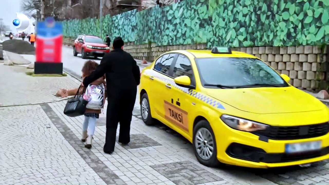 Kızlarının hatalarını kalbi kaldırmıyor! Güller ve Günahlar Özel Klip