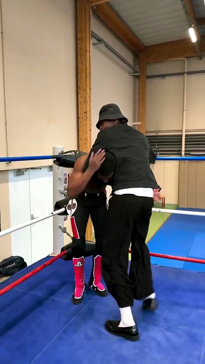 If Michael Jackson was fighting
