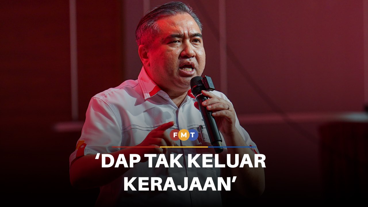 DAP tak cadang keluar kerajaan, tinggalkan Anwar, kata Loke