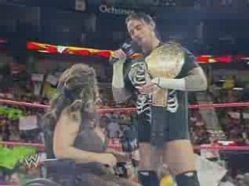 Vickie Guererro Confronts CM Punk - Raw 7/7/08