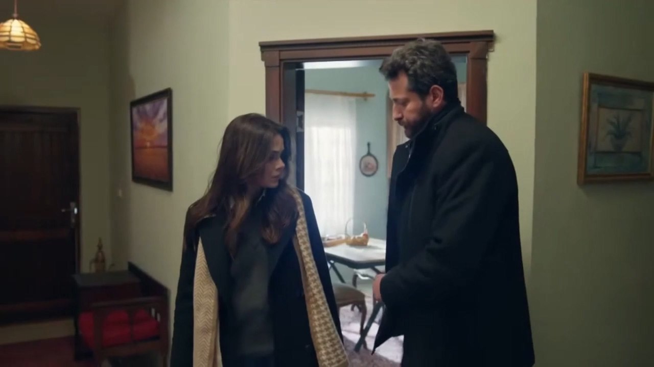 Uzak Sehir Episode 52 English Subtitles