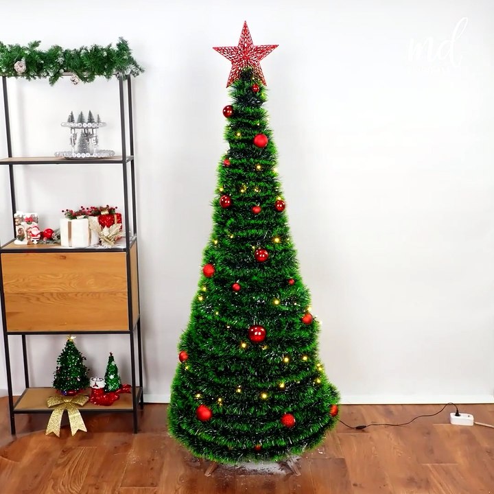 Making a Unique Christmas Tree Out of Cardboard