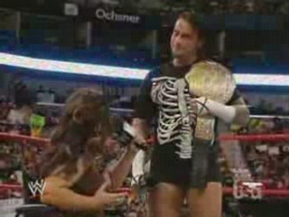 Raw 7.7.08 - Vickie Guerrero Confronts CM Punk