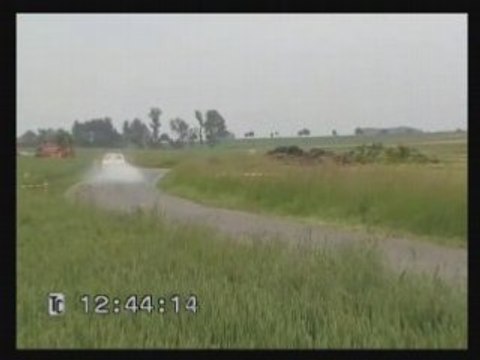 peugeot 205 rallye crash