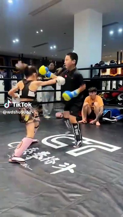 Kick boxing training & fight