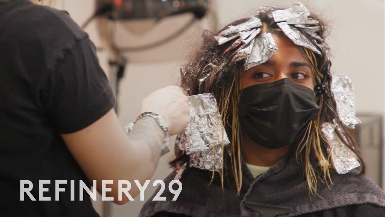 Getting Low Maintenance Contouring Highlights | Hair Me Out | Refinery29
