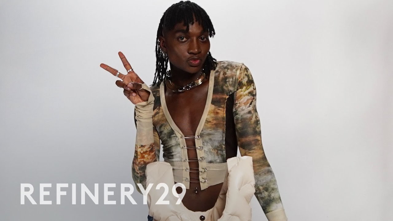 What R29ers Found in Rickey Thompson's Bag | Spill It | Refinery29