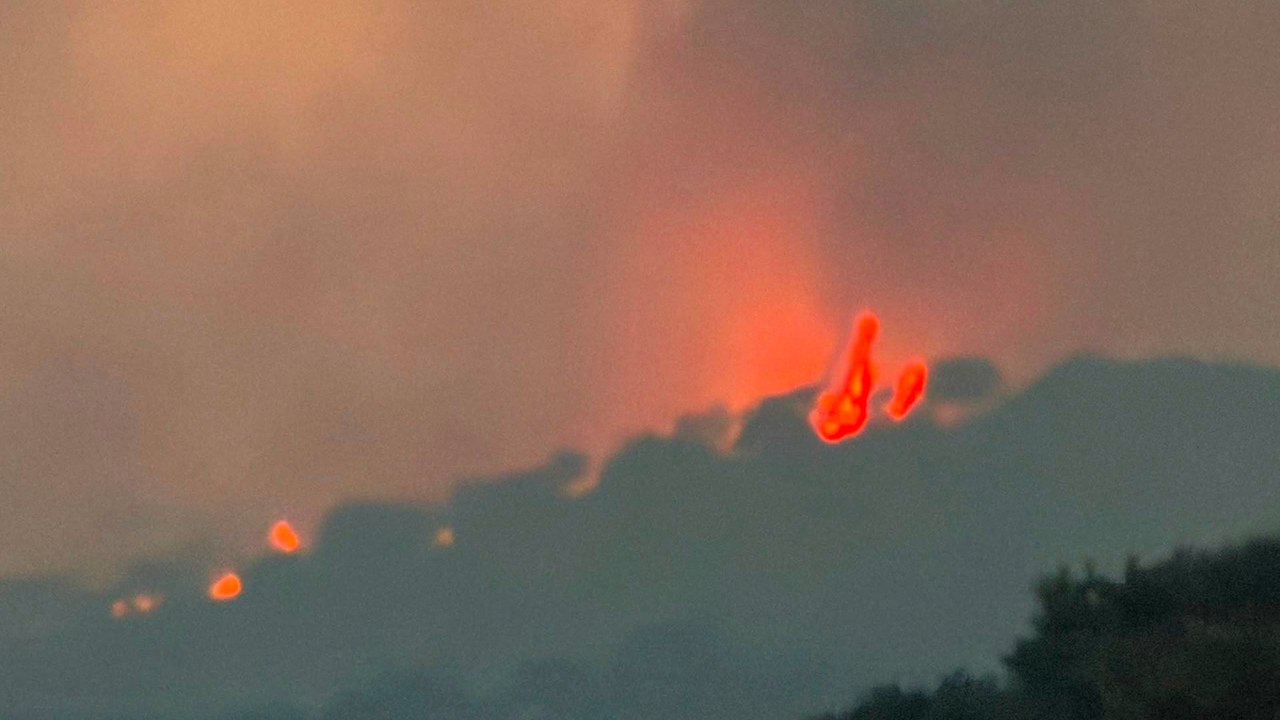 Se cumple el peor de los pronósticos de los incendios de Madrid: "Tenemos 24 horas muy complejas"