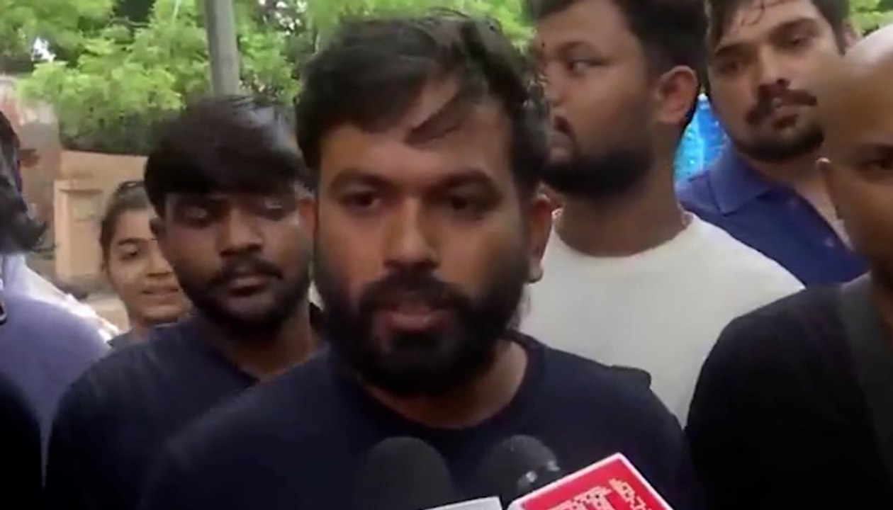 CJP Leader Abhijeet Dipke Vows to Continue Protest Despite Sonam Wangchuk Ending Fast