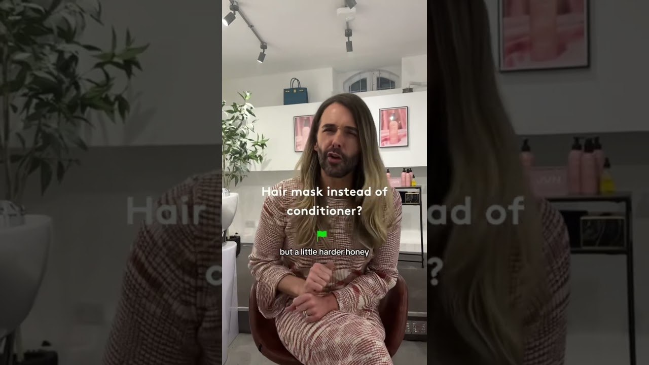 Red Flag/Green Flag 🚩JVN spills the hair tea. Be honest: do you sleep with wet hair? 💇💤