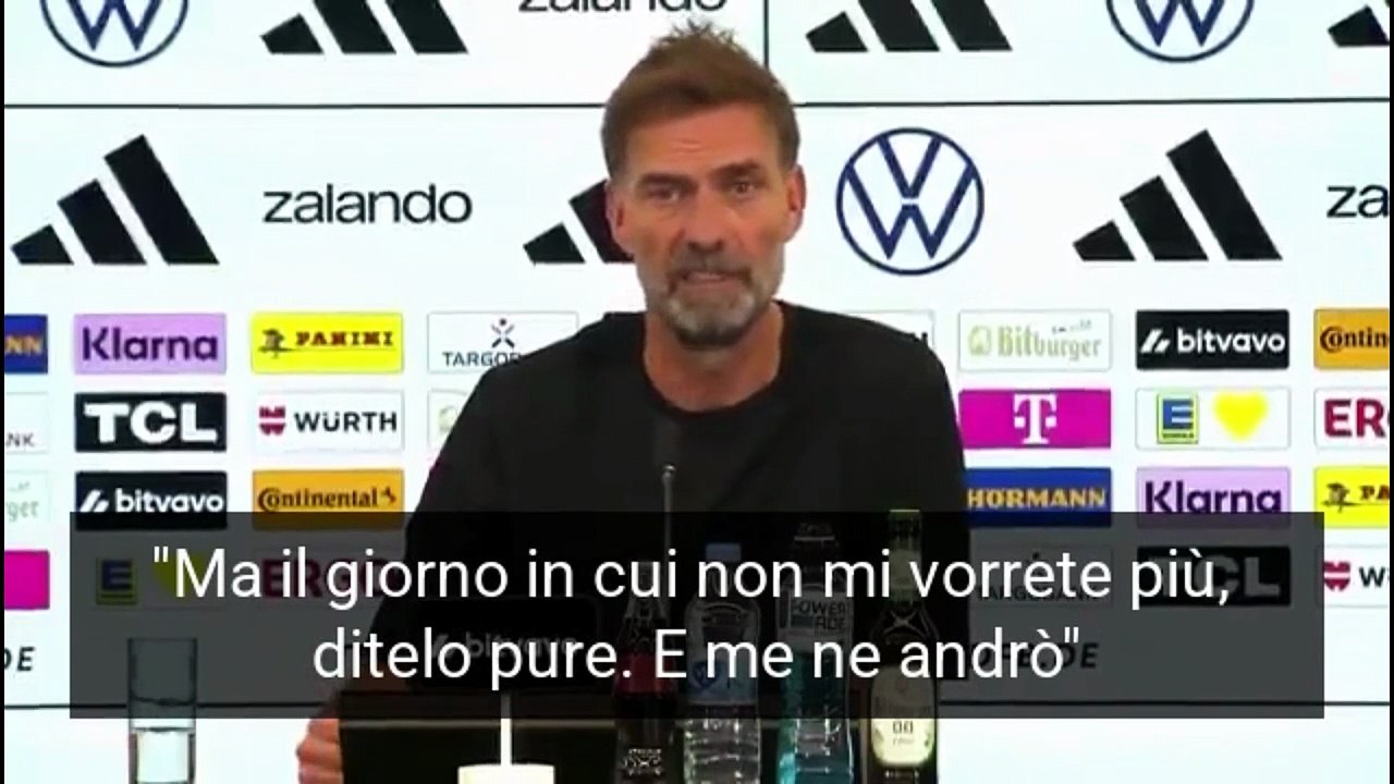 Germania, Klopp si presenta con l'aut aut: "Se toccate la mia famiglia me ne vado" - Video