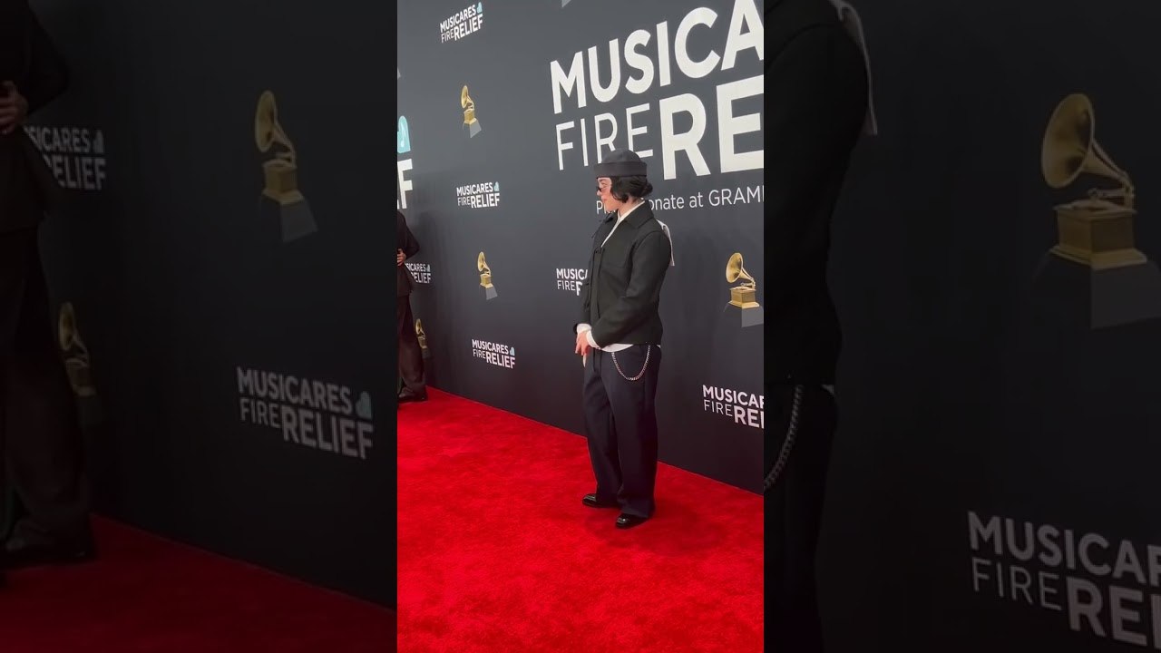 Billie Eilish rocks a nautical look with a Prada sailor hat at the Grammys #billieeilish #grammys