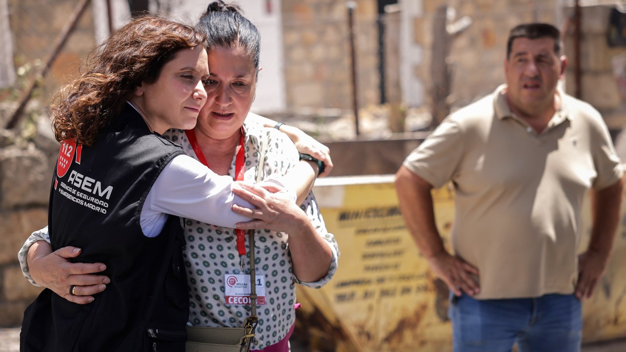 Ayuso se muestra visiblemente afectada por los incendios de Madrid: "Lo importante es salvar vidas"