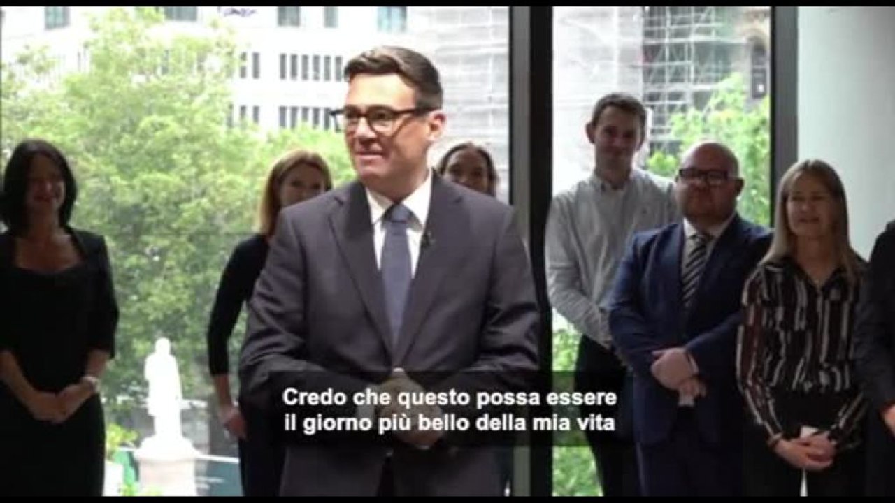 Burnham inaugura il suo "Downing Street del Nord" a Manchester