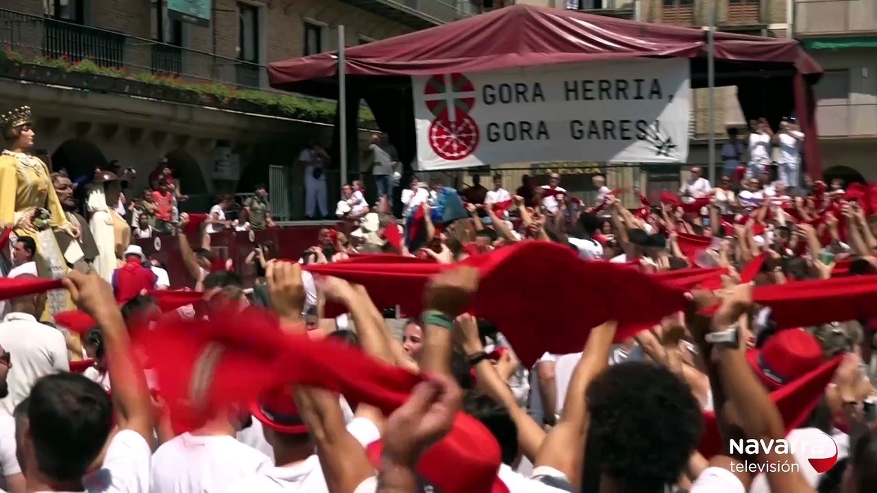 Puente la Reina - Gares prende la mecha festiva