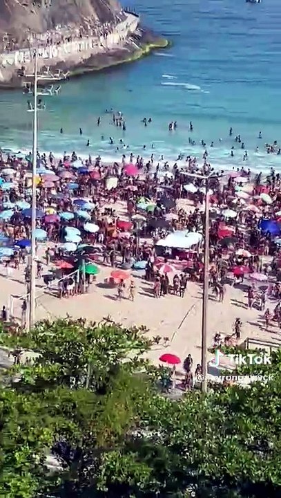 El arrastão, el robo en masa que generó pánico en las playas de Río de Janeiro