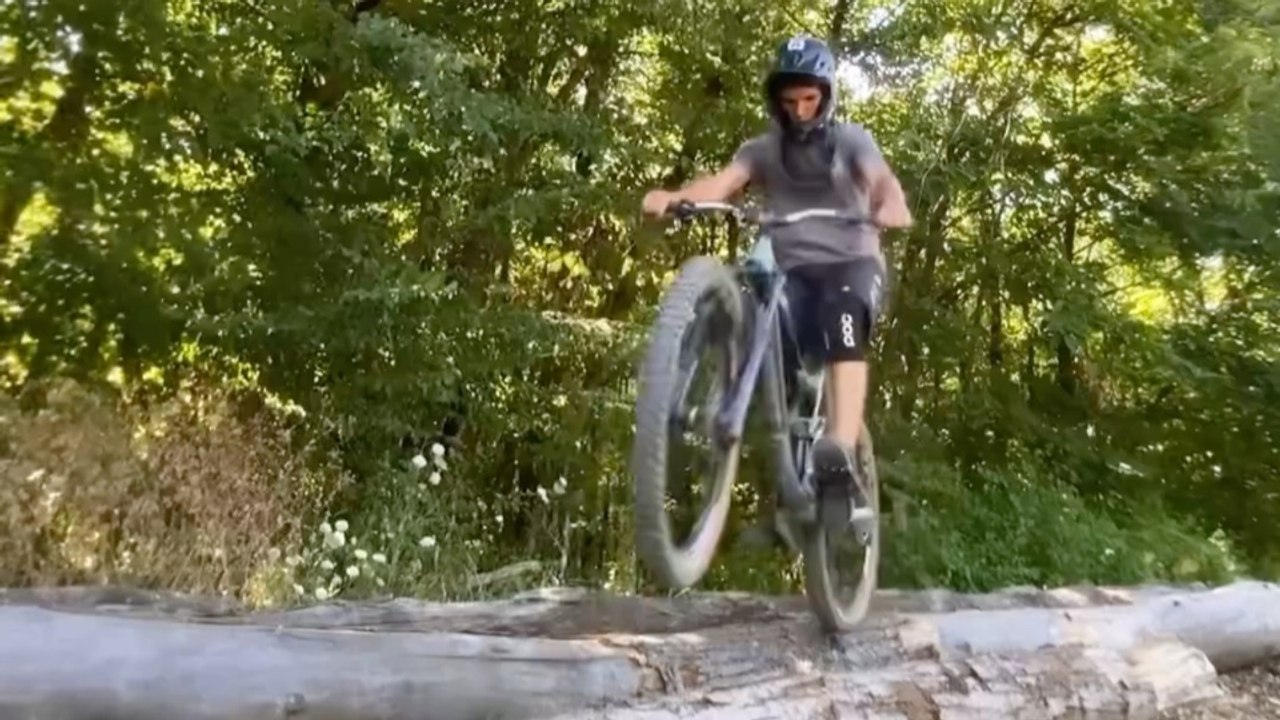 🔥 TRIAL SUR MON VTT ENDURO 😱 #velo #vtt #endu...