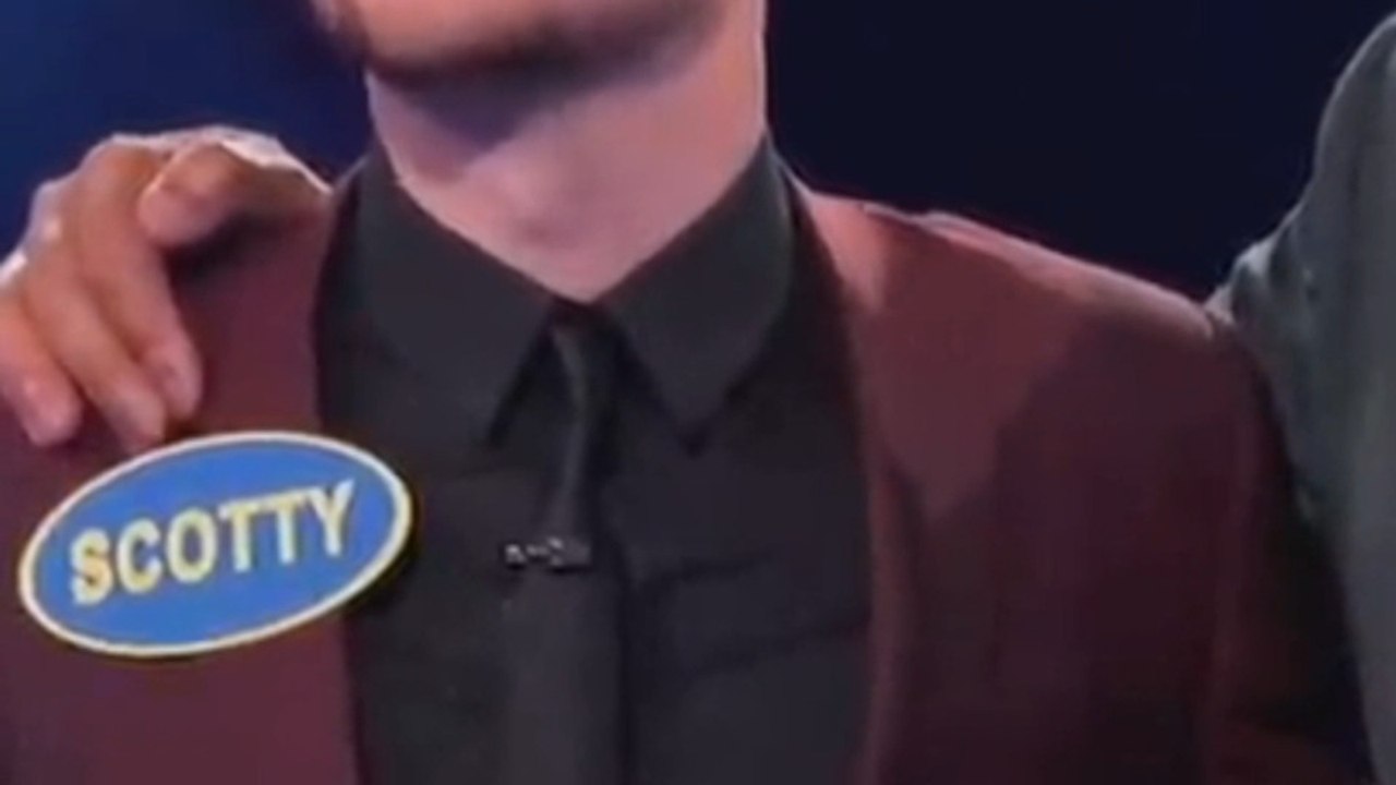 Scotty McCreery Gets His Celebrity Family Feud Moment