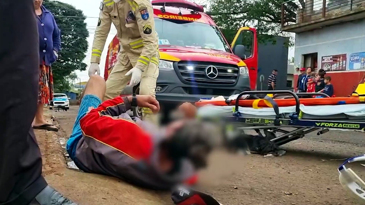 Siate socorre homem com a perna quebrada no Loteamento Melissa, em Cascavel