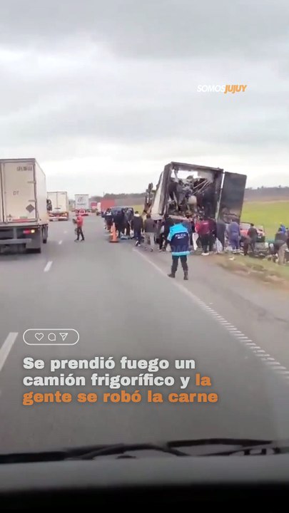 Se incendió un camión frigorífico