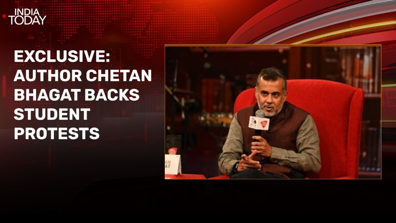 Very brave of you: Chetan Bhagat praises students for leading digital revolution