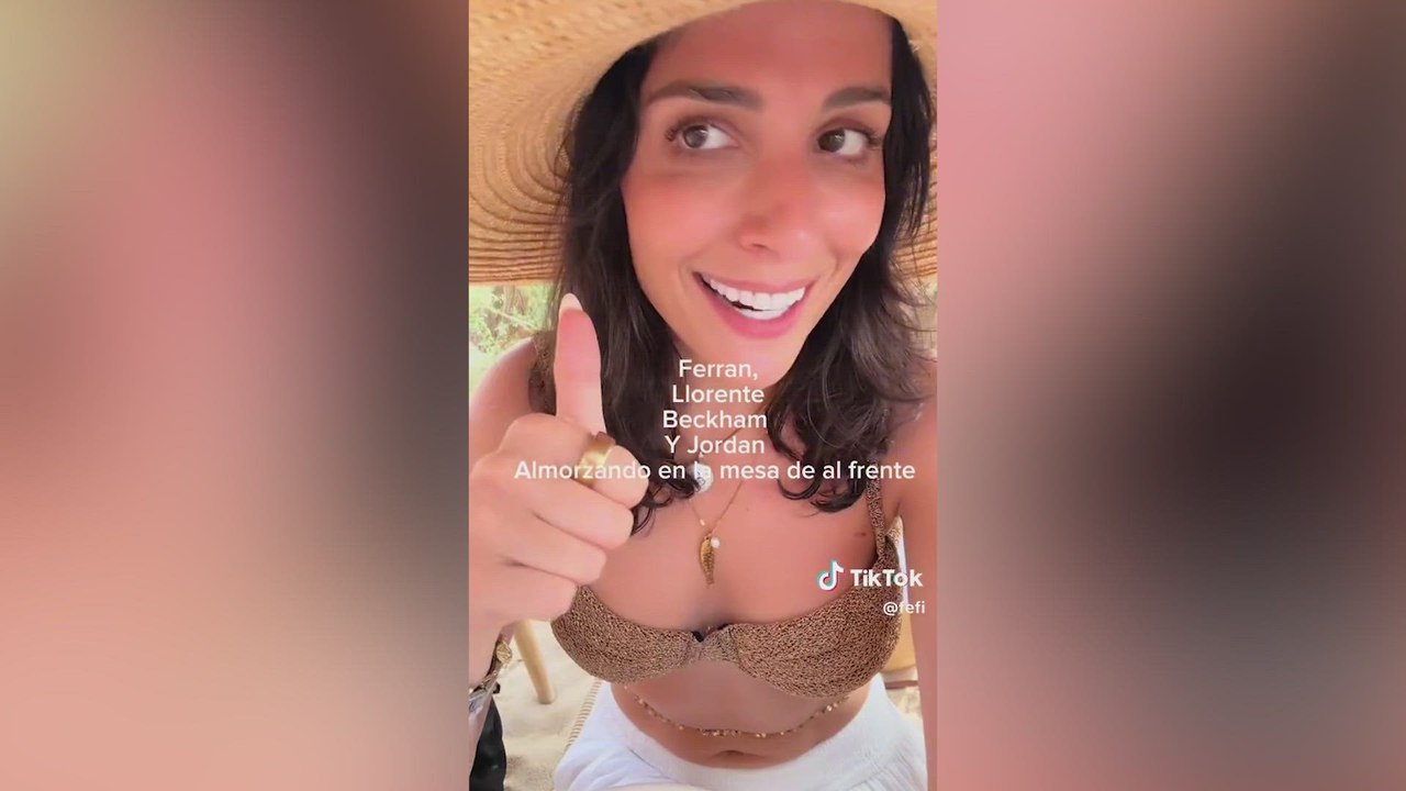 Una influencer tiene la comida de su vida en Ibiza: Jordan, Beckham, Ferran y Llorente...