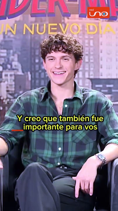 Tom Holland reveló los detalles más íntimos de su experiencia al grabar junto a Lionel Messi. El reconocido actor confesó que compartir set con el GOAT fue una vivencia increíble.