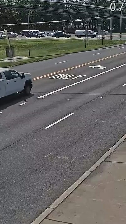 Shocking Moment Semi-Truck Snags Live Power Lines