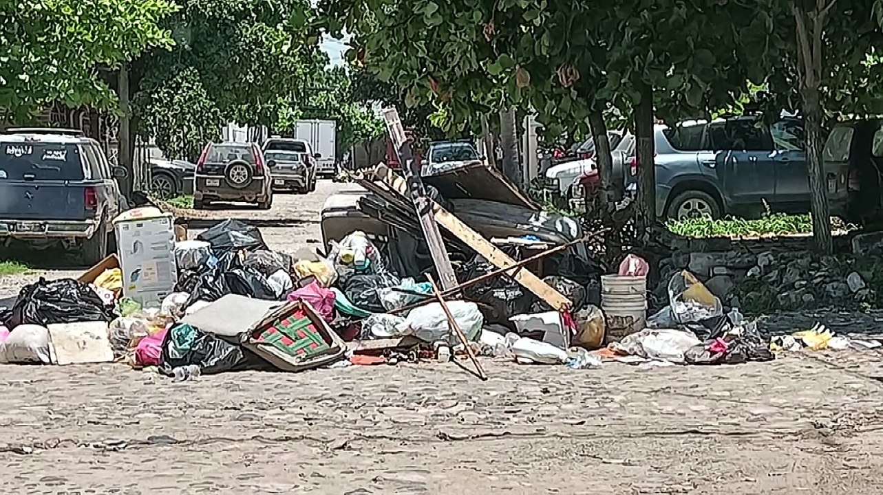 Basura se acumula en Ixtapa por fallas en recolección | CPS Noticias Puerto Vallarta