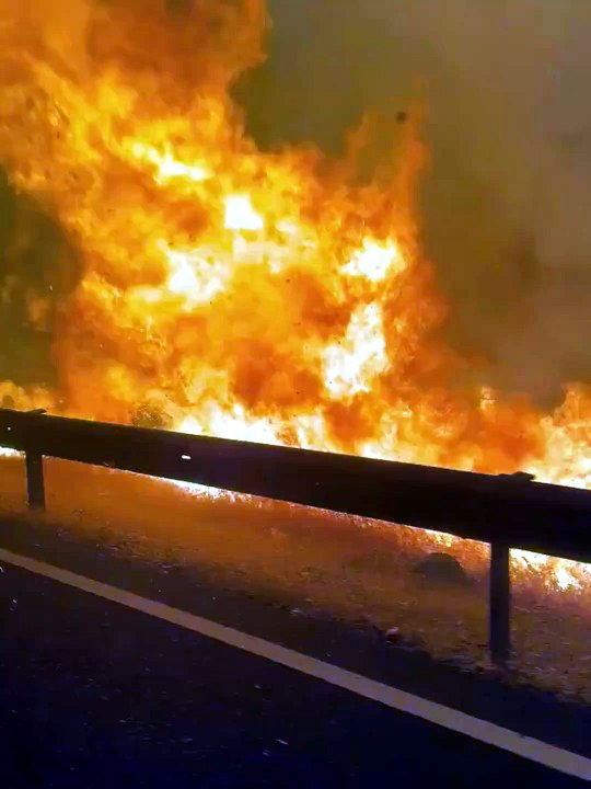 El frente de incendios de Madrid avanza cada vez más cercano al fuego de Ávila