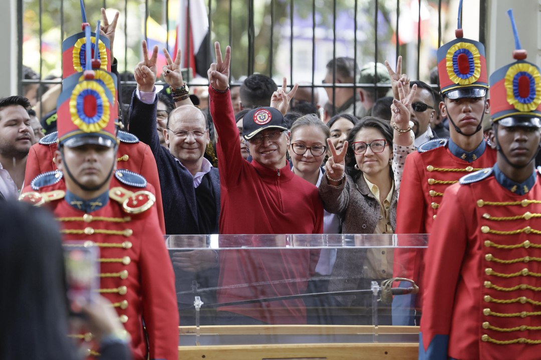 Gustavo Petro trasladó la espada de Bolívar: así fue el recorrido
