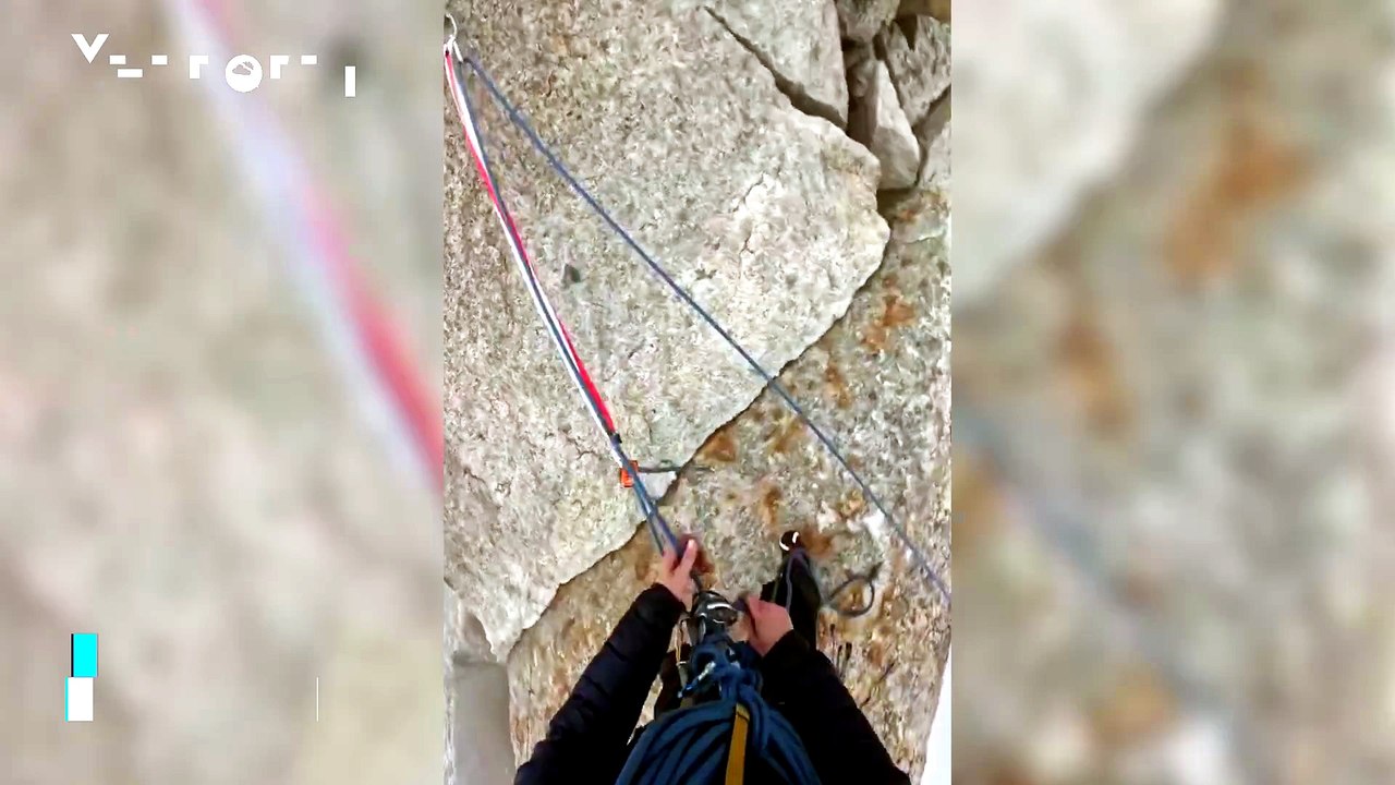 ¡Climber encounters static eletricity before lightning strike!