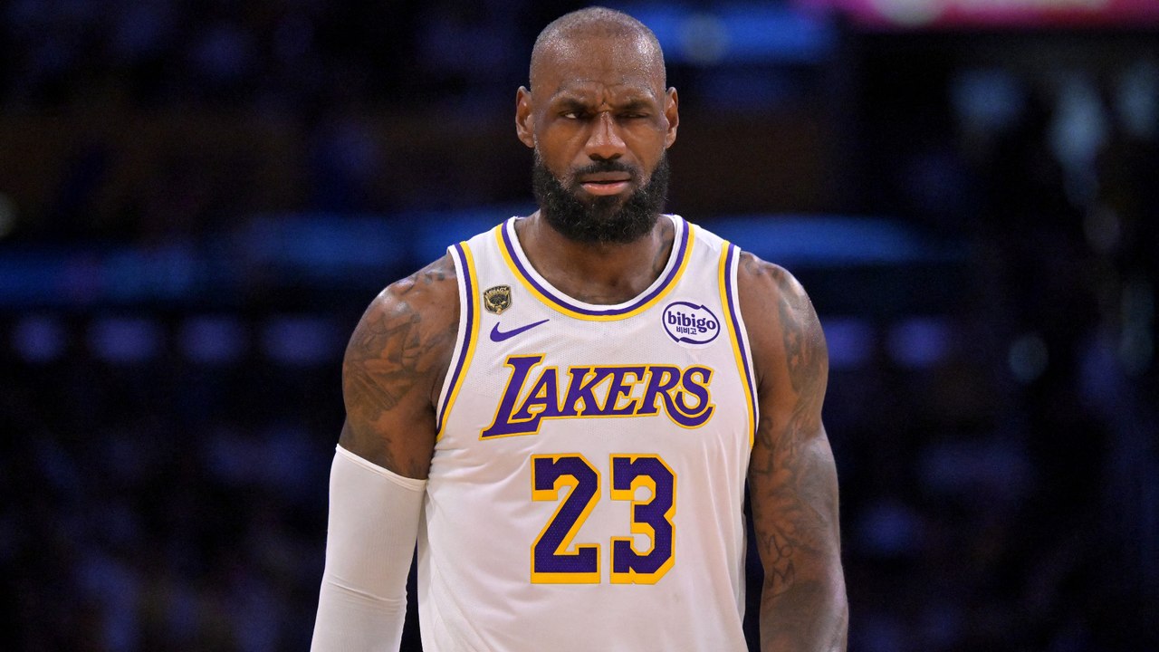 LeBron James Signs with Philadelphia Sixers for $8M Deal