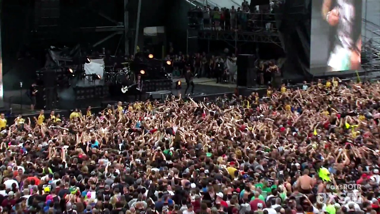 Between Angels and Insects...Where Did the Angels Go - Papa Roach (live)