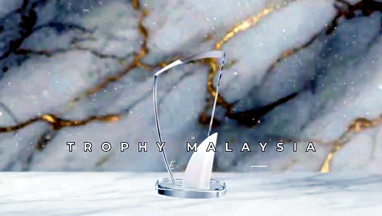 White Crystal Trophies at Trophy-World Malaysia | Custom Trophies & Plaques Supplier