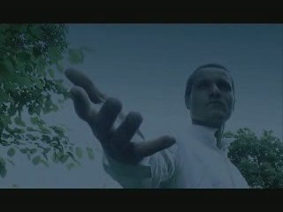 Clip Mon Coeur Saigne et Pleure