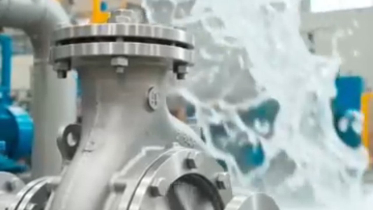 60-Year-Old Giant Industrial Water Pump Restoration! 💧