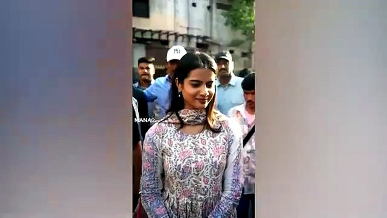 Kiran Abbavaram, Sri Gouri Priya Celebrates Chennai Love Story Movie Success in Sree Ramulu Theatre