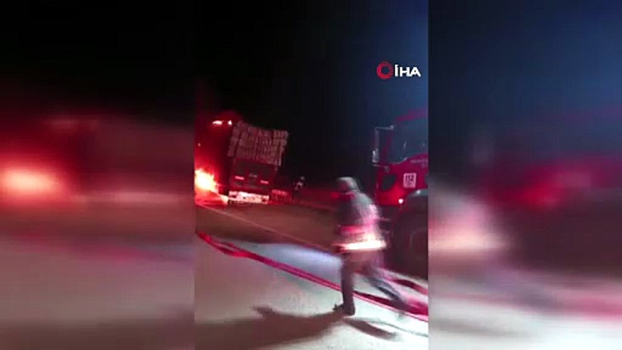 Alev topuna dönen tırda can pazarı! Sürücünün soğukkanlı hamlesi felaketi önledi!