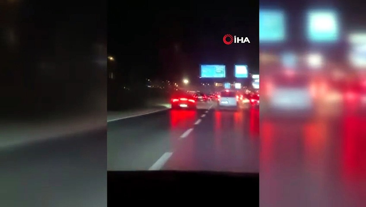 Lüks Araç Dehşeti! Makasla Çarpıp Arkasına Bile Bakmadan Kaçtı