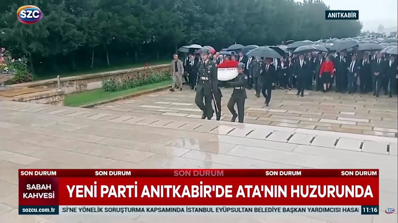 Yeni Parti Anıtkabir'de Ata'nın huzurunda