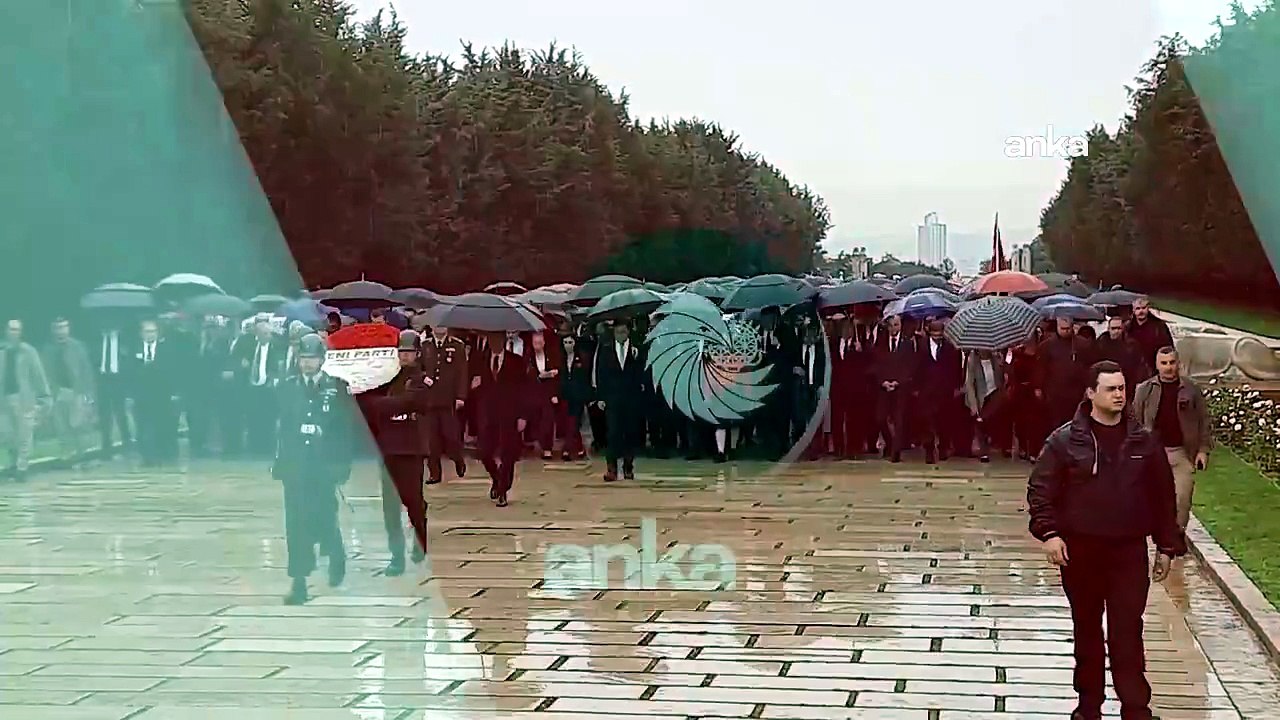 Özgür Özel, Anıtkabir'de: Kuşatılan mirasınızı koruma görevi, Yeni Parti’nin kadrolarına emanet