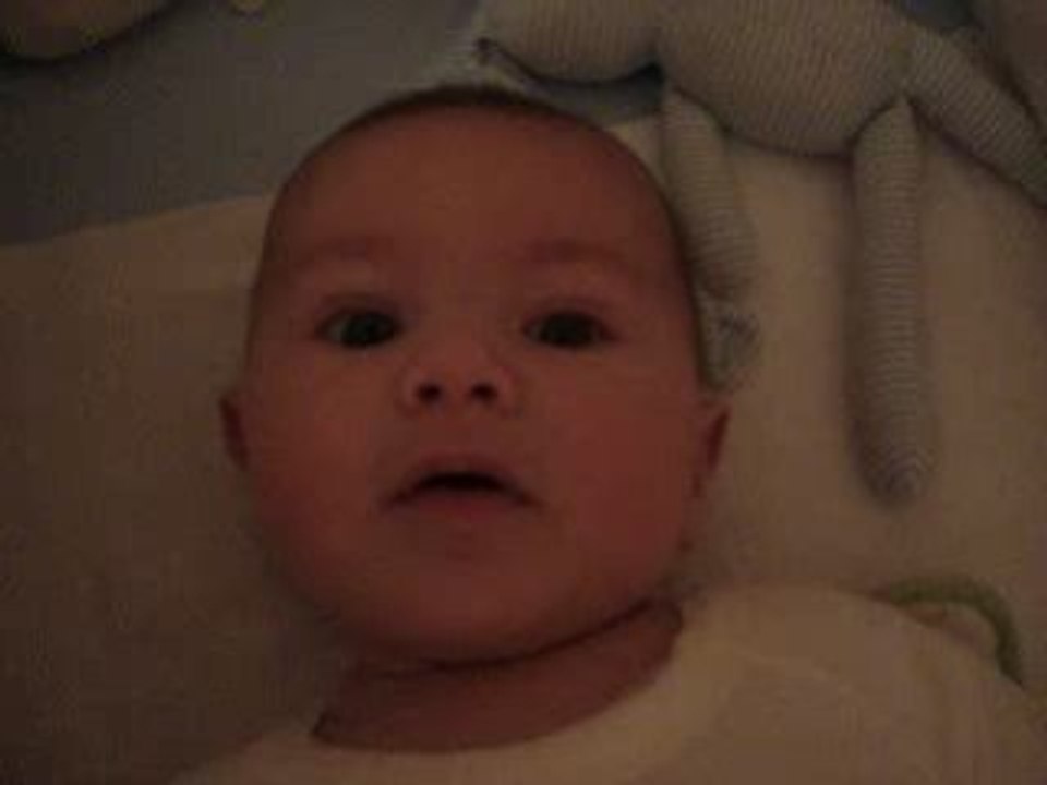 bébé antoine dit bonne nuit à ses Paco noukie's