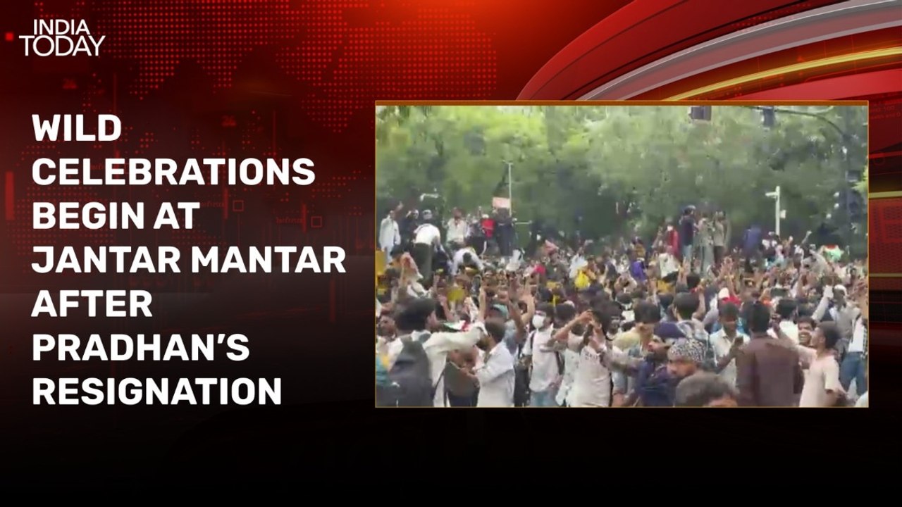 Watch: Jantar Mantar erupts in celebration after Dharmendra Pradhan resigns