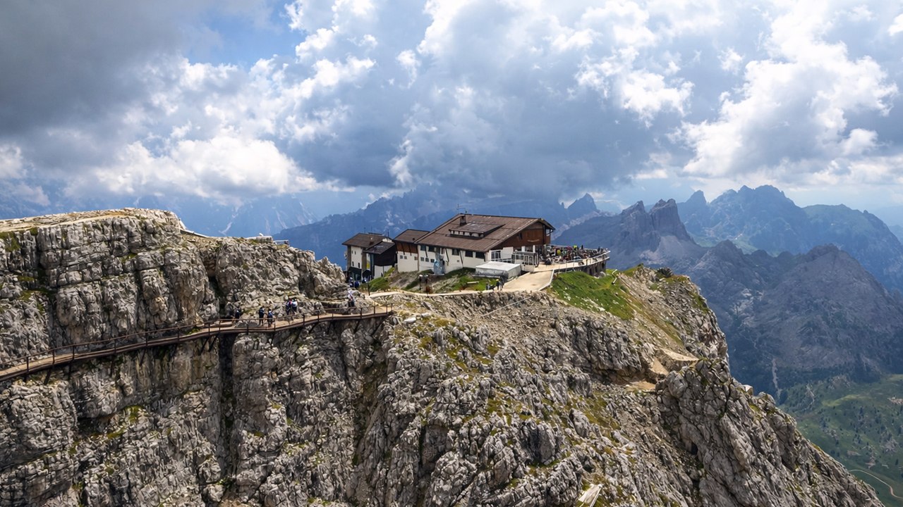 Is This Italy’s Most Scenic Dolomites View?