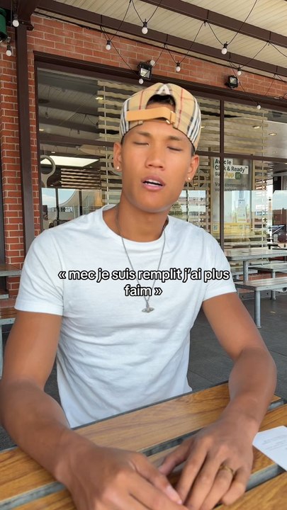 😭