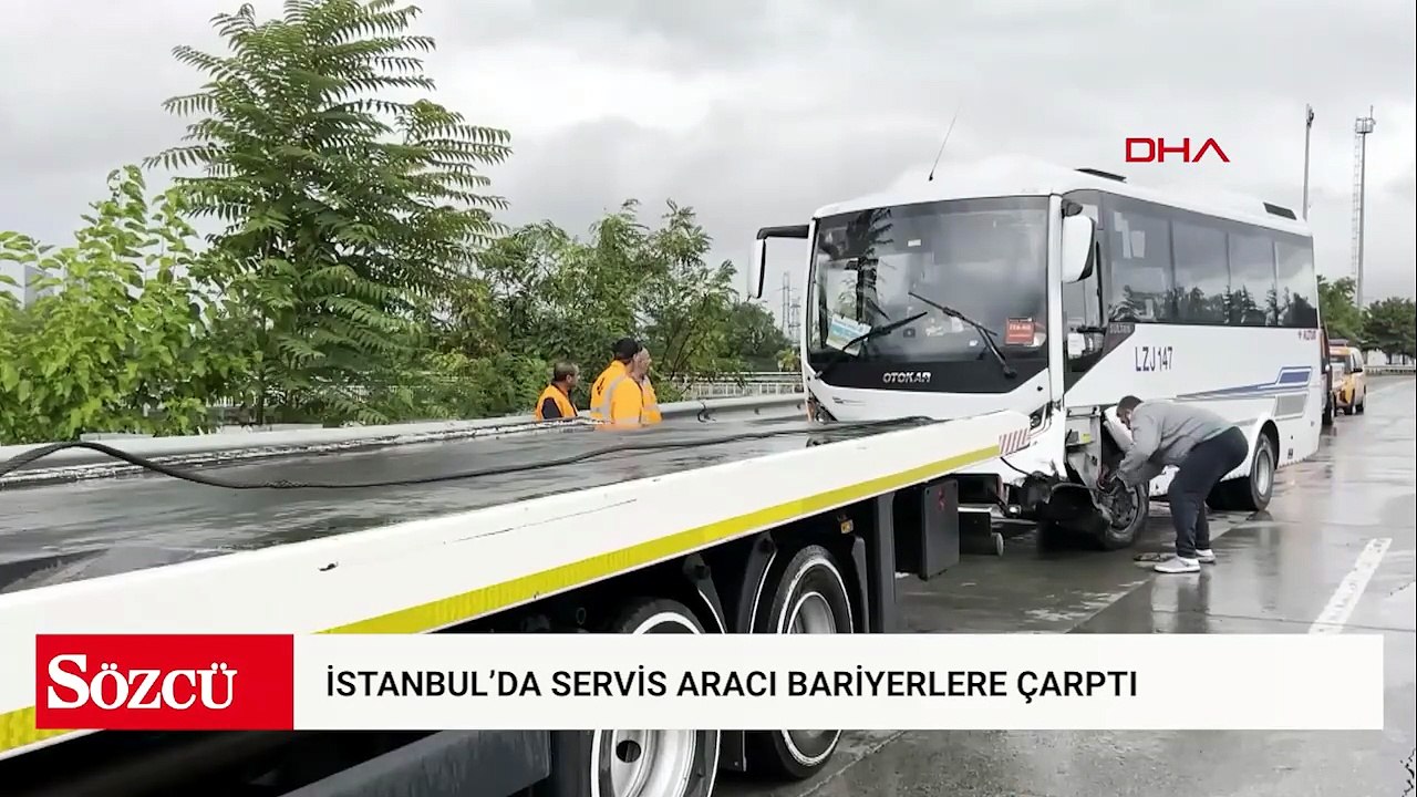 Eyüpsultan'da servis aracı bariyerlere çarptı: 3 yaralı